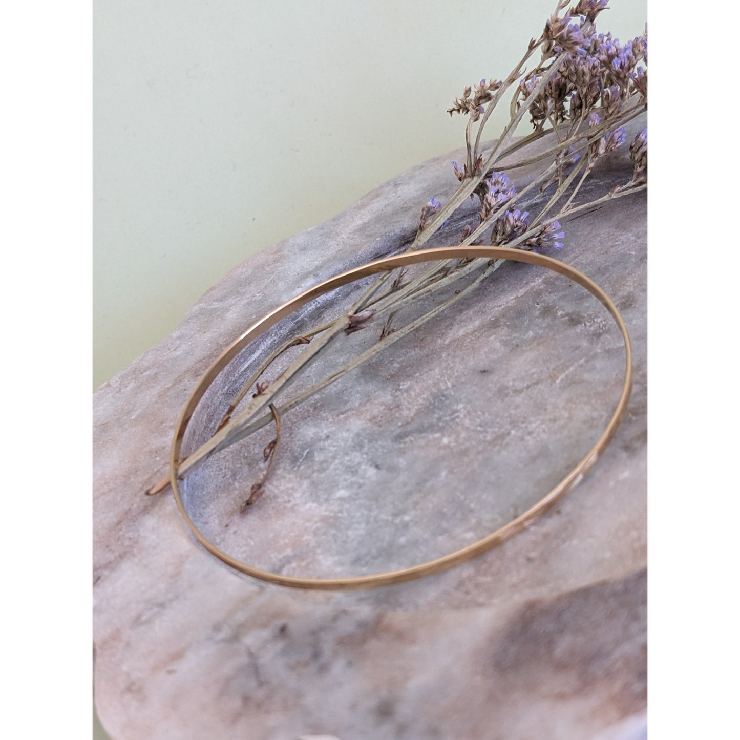 Vintage 14k Yellow Gold Etched Bangle Bracelet 8.75in