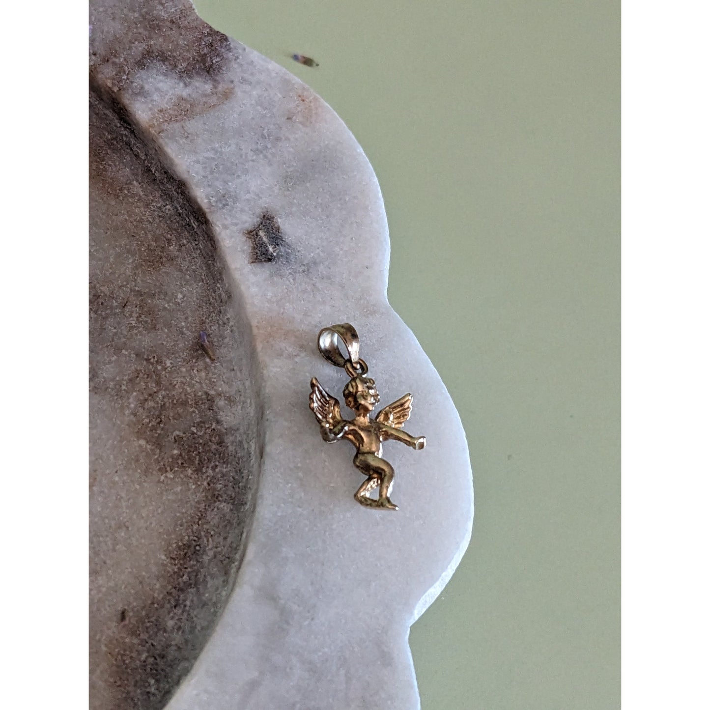 Vintage 14k Yellow Gold Small Cherub Angel Pendant Charm