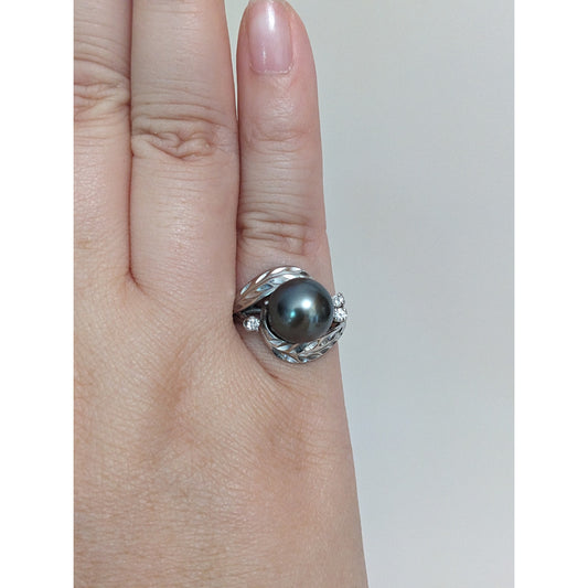 Estate 14k White Gold Textured Leaf Ring with Black Pearl Size 6 US