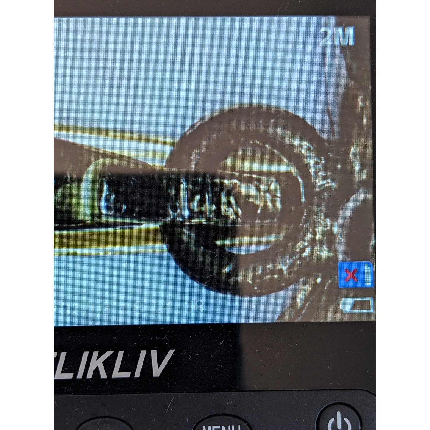 Vintage Unmarked 10k Yellow Gold Heart Locket with Flower and Red Stones