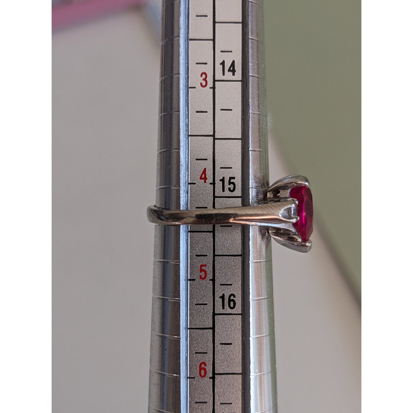 Vintage 10k White Gold Ring with Red Heart Gem and Diamond Accents Size 4.25