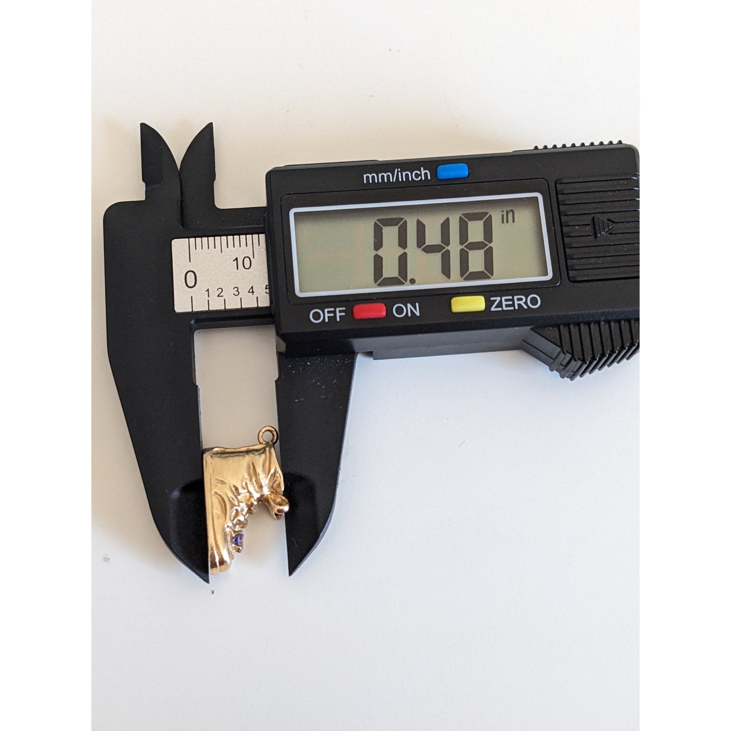 Vintage 14k Yellow Gold Sneaker Shoe with Purple Gem Pendant Charm