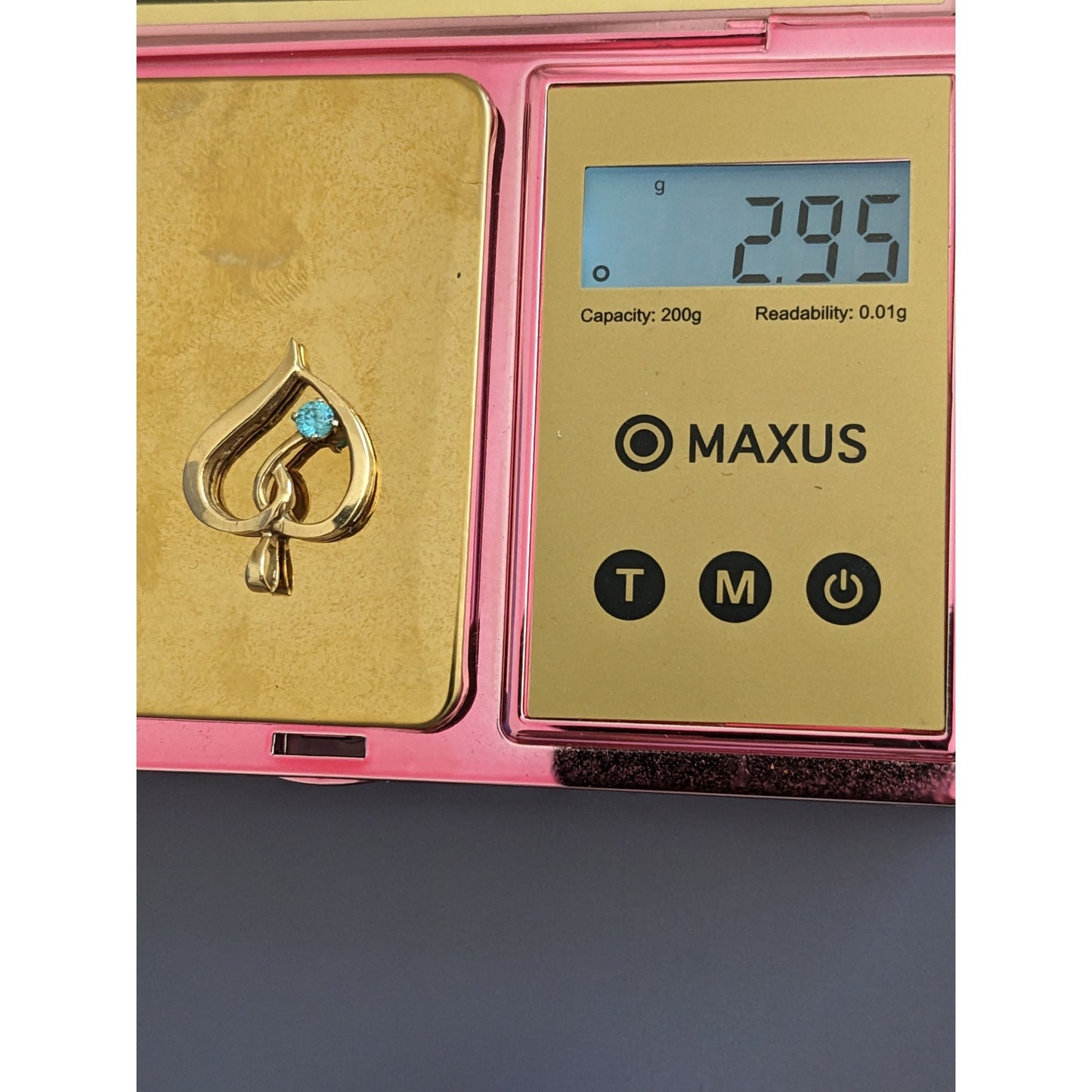 Vintage Estate 14k Yellow Gold Unmarked Heart Pendant with Blue Rhinestone