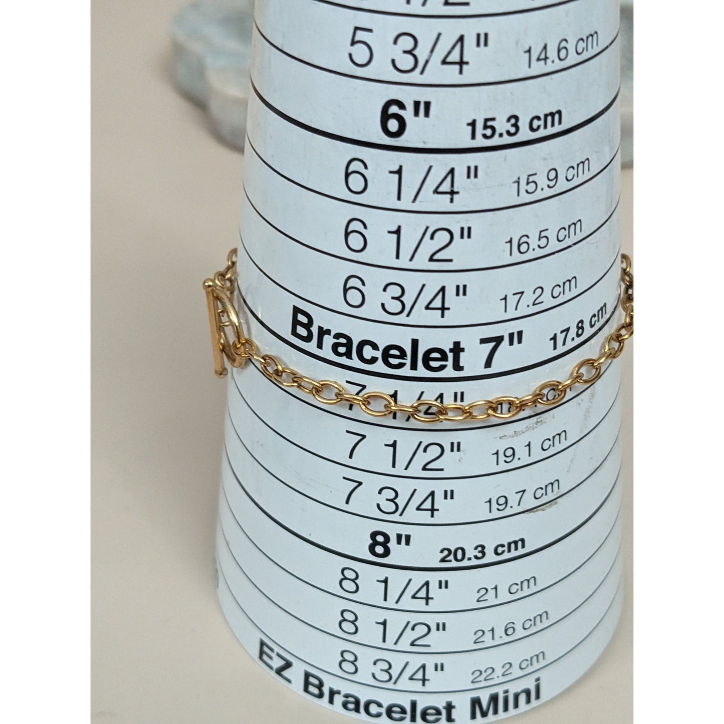 Vintage 14k Yellow Gold Oval Chain Link Toggle Bracelet with Heart Charm 7.25in
