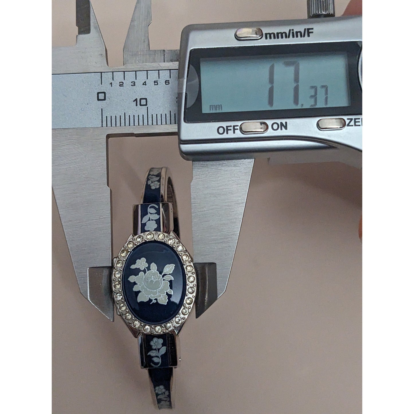 Vintage Andre Mouche Silver Tone Peekaboo Watch DEEP BLUE Enamel White Flowers