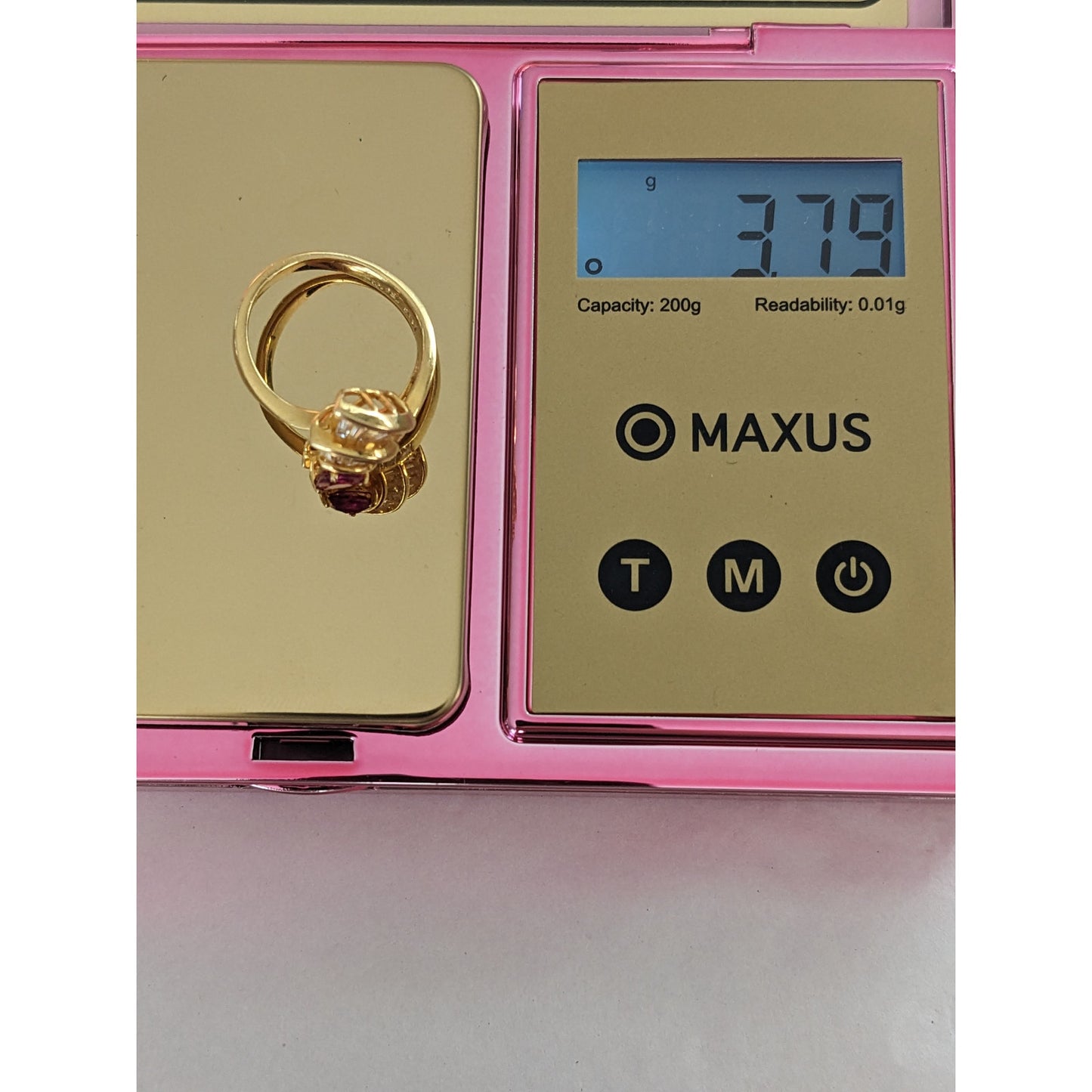 Vintage Estate 18k Yellow Gold Ring with Ruby & Baguette Diamond Accents