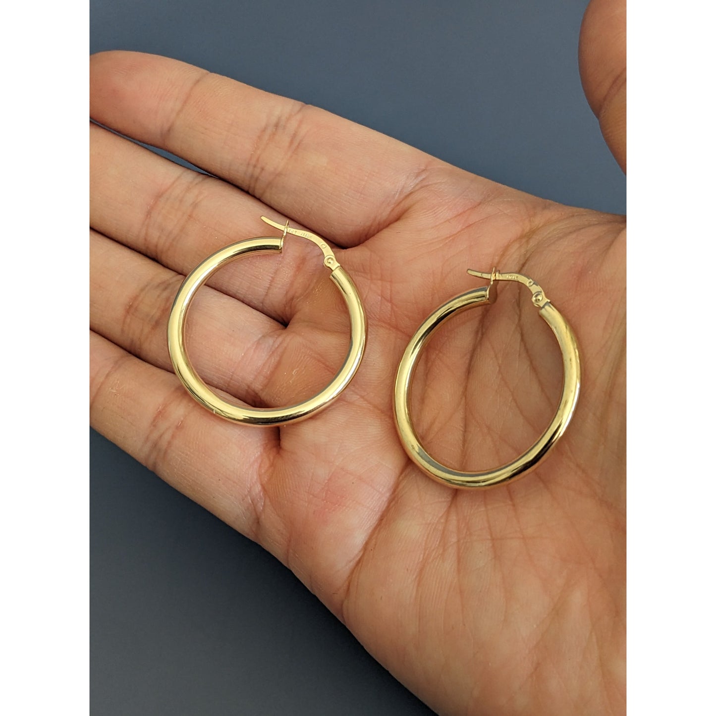 Estate 14k Solid Yellow Gold Italy Hollow Hoops 2.91g