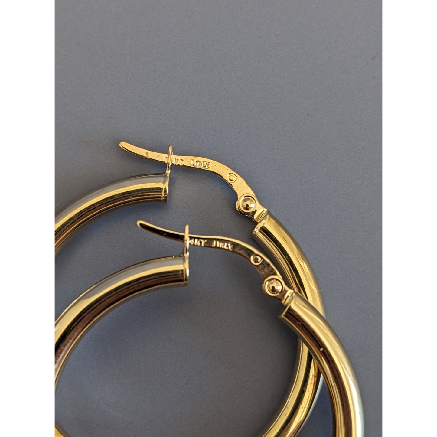 Estate 14k Solid Yellow Gold Italy Hollow Hoops 2.91g