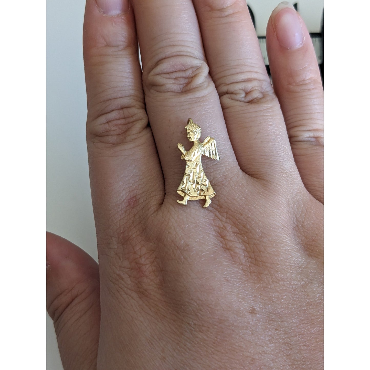 Vintage 14k Yellow Gold Diamond Cut Praying Walking Angel Pendant