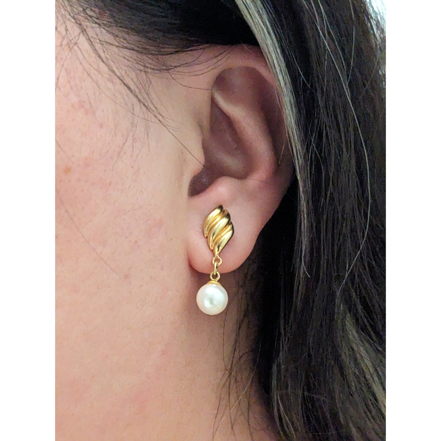 Vintage 14k Yellow Gold Sculpted Twist Faux Pearl Dangle Earring