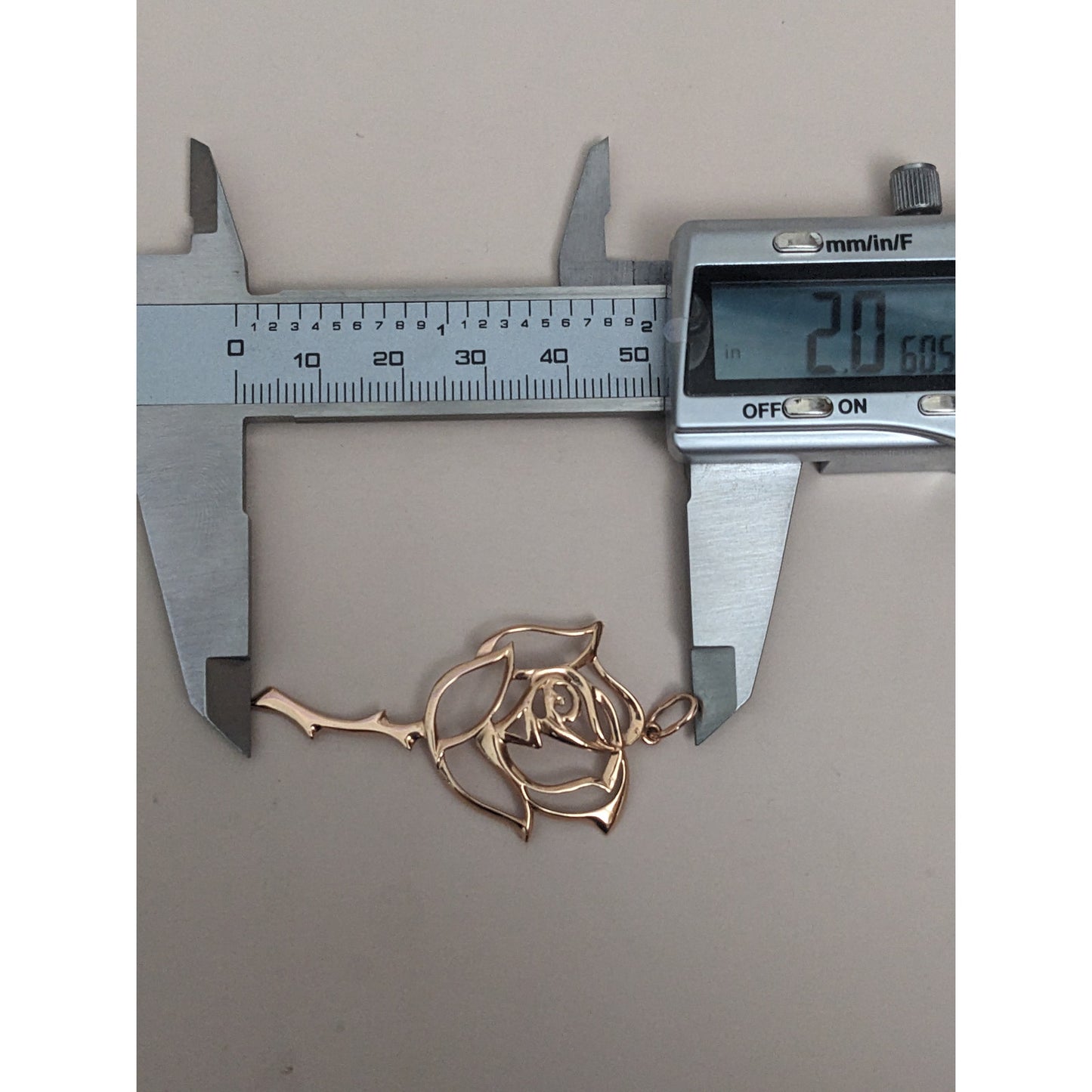 Vintage 14k Yellow Gold Rose Flower Cutout Pendant