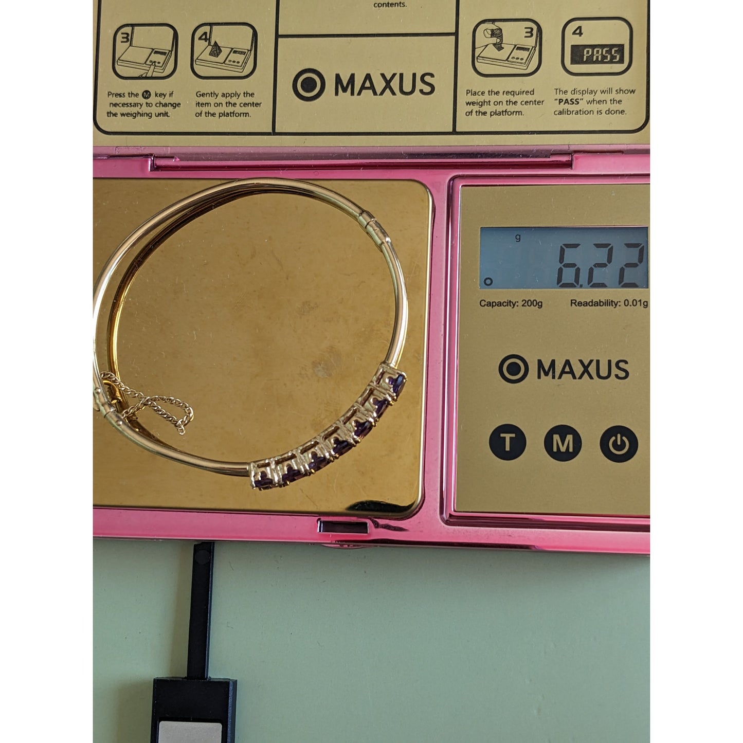 Vintage 14k Yellow Gold Hollow Bangle with Oval Purple Amethyst Bracelet