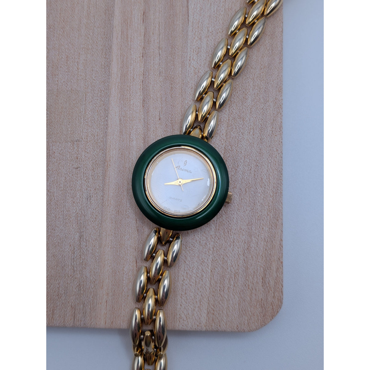 FLAW Vintage Aroma Gold Tone Bracelet Watch Interchangeable Bezels with Box