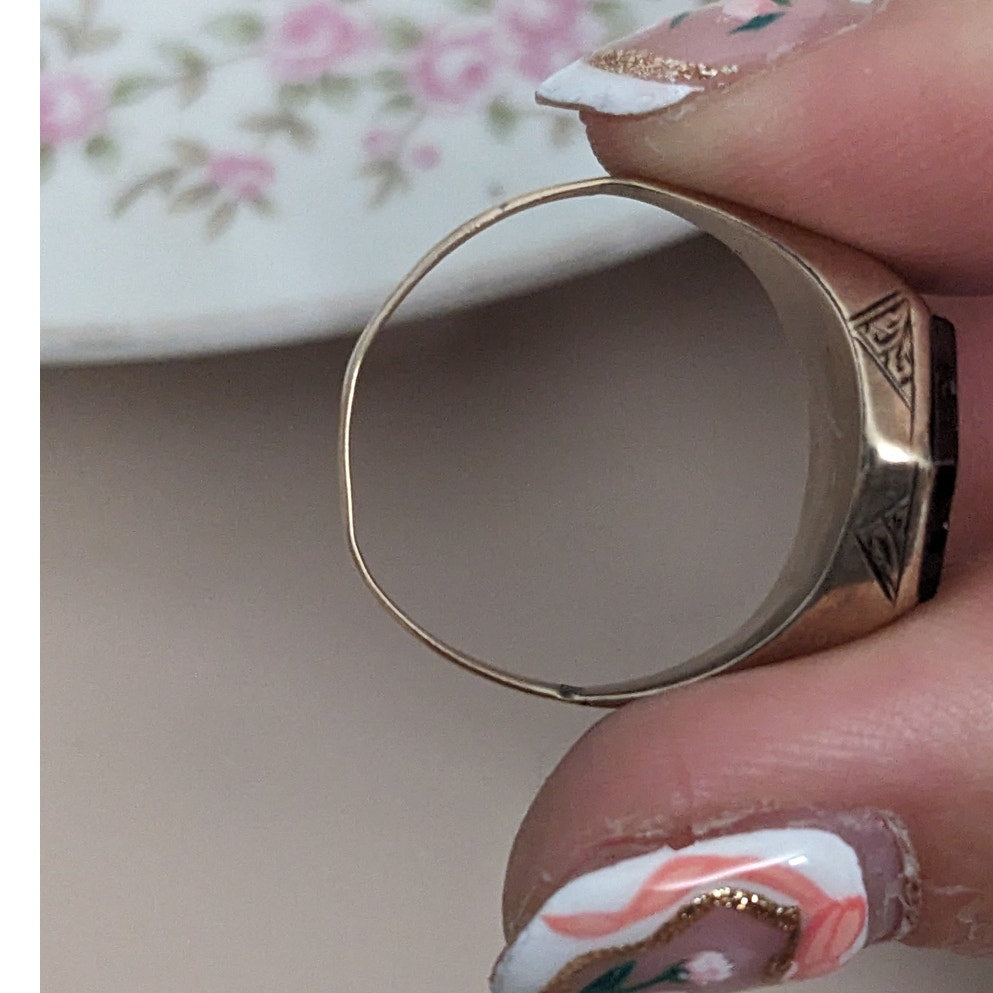 FLAW Vintage 9k Yellow Gold Carnelian Ring Size 9