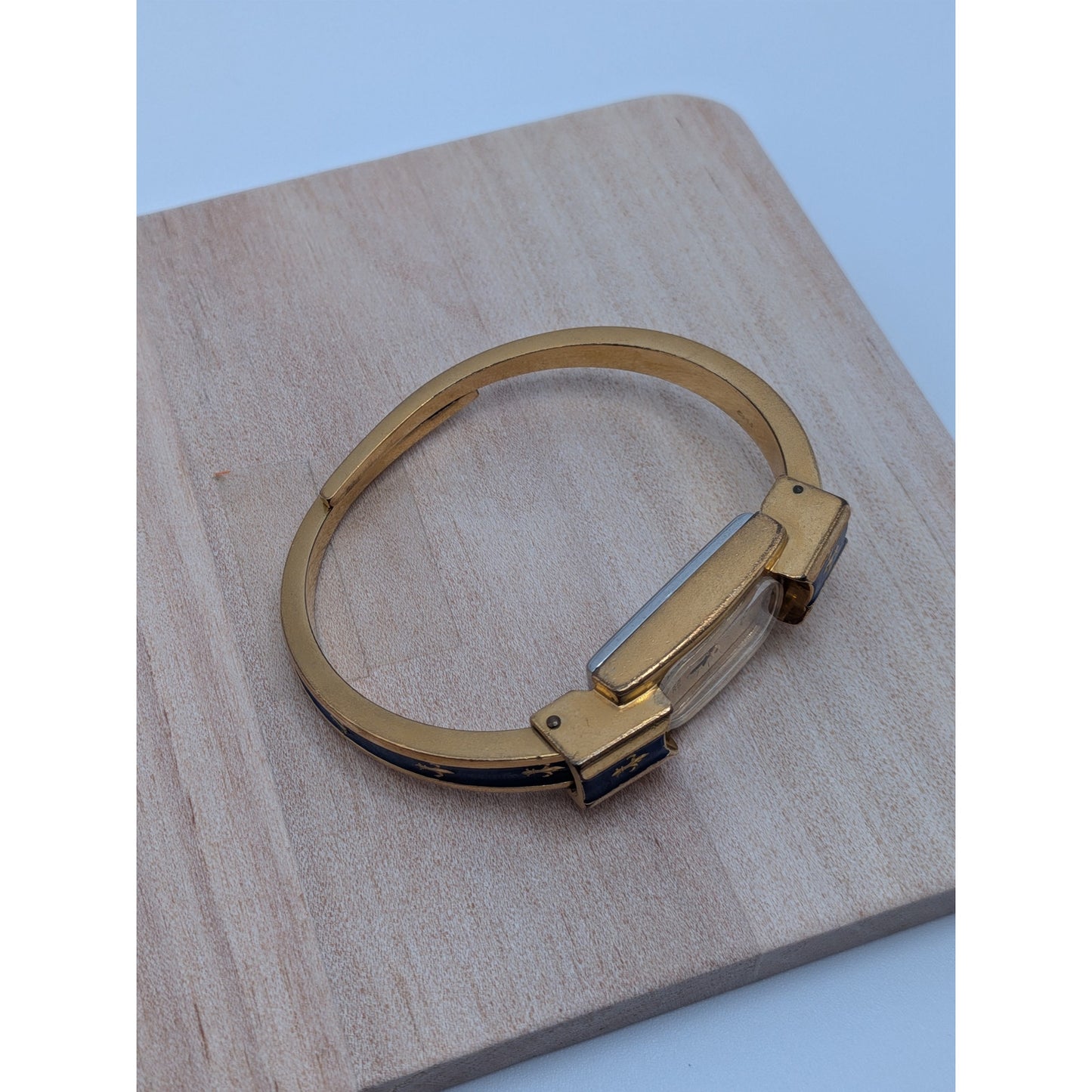 Vintage Chandler Gold Tone Manual Watch Blue Enamel Fleur De Lis Accents