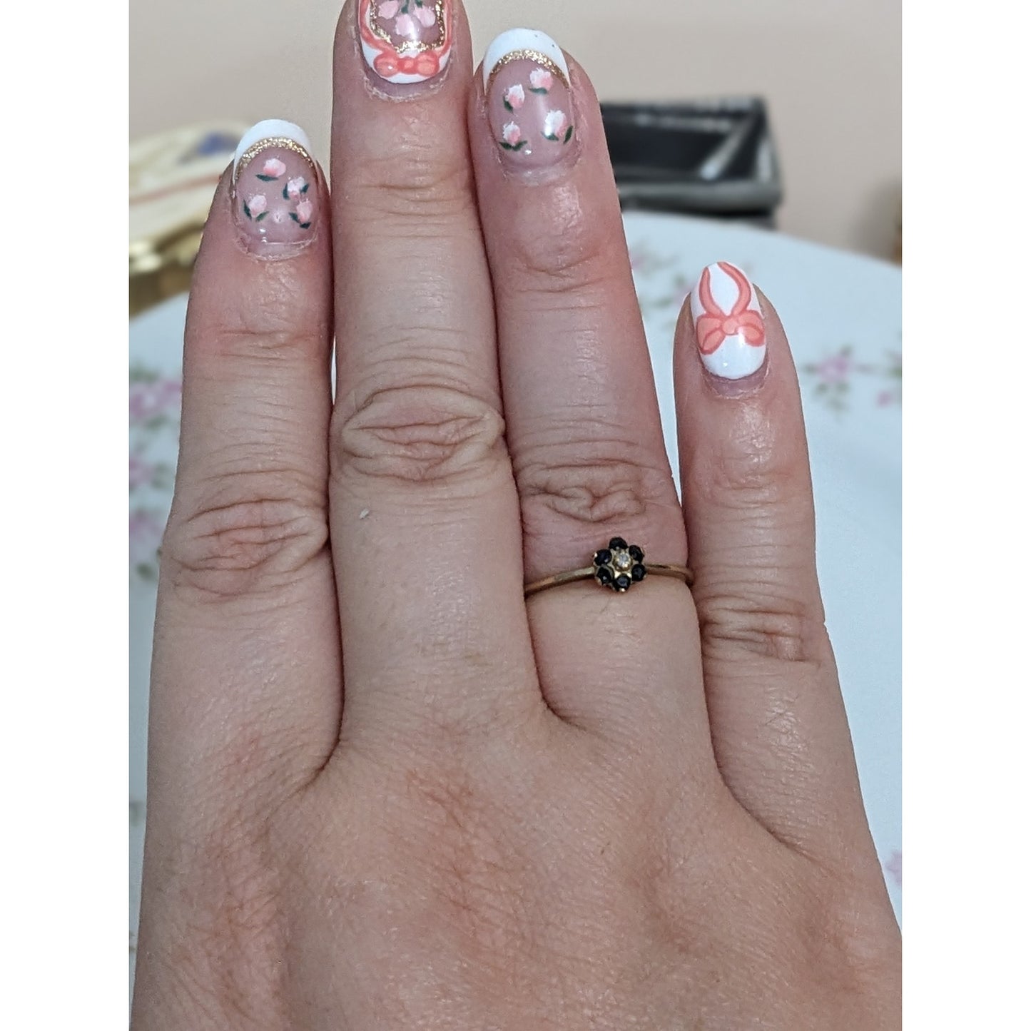 Vintage 10k Yellow Gold Mini Dainty Spinel Cluster Flower Ring Size 6.25