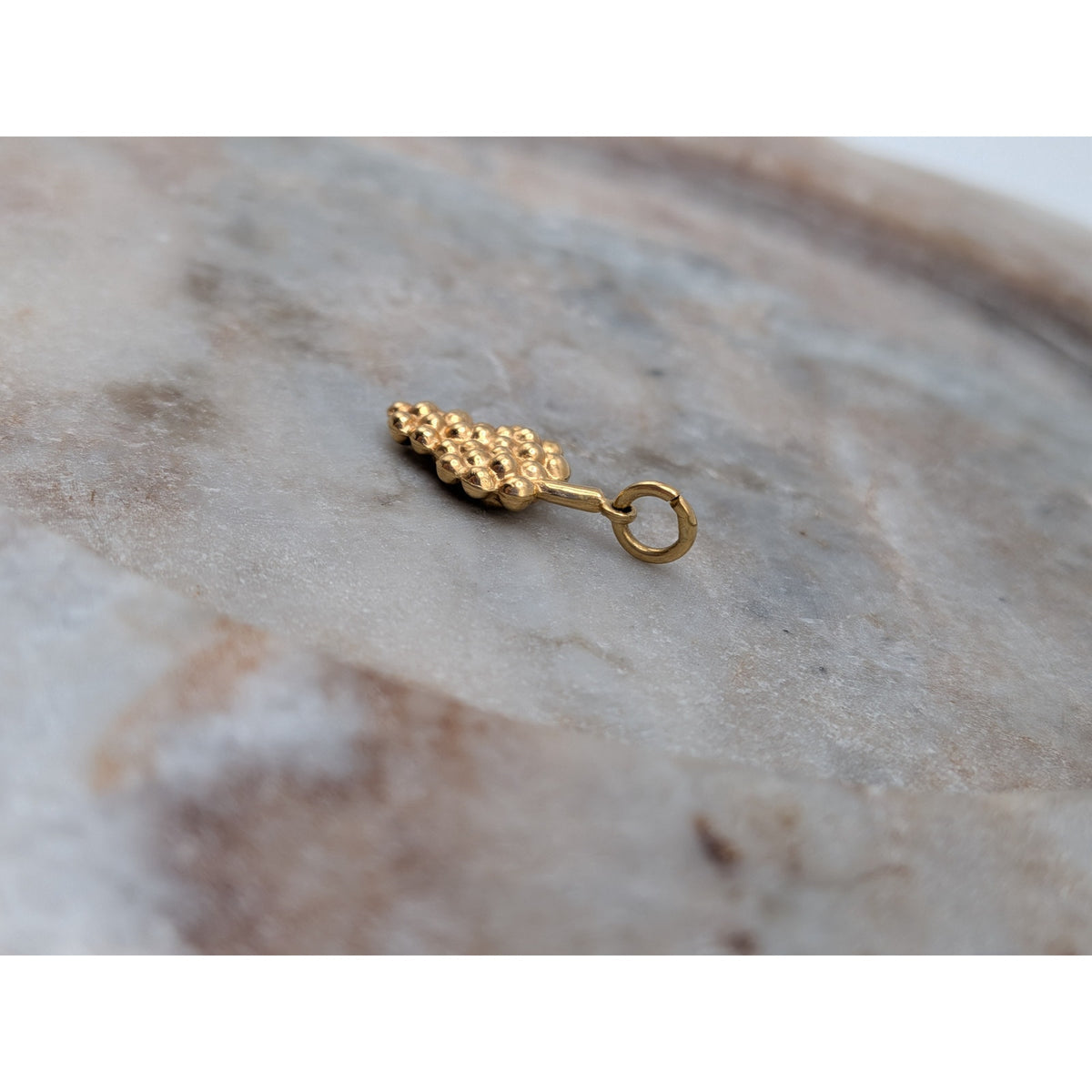 Vintage Unmarked 18k Solid Gold 3D Grape Cluster Charm w/ Jump Ring (open)