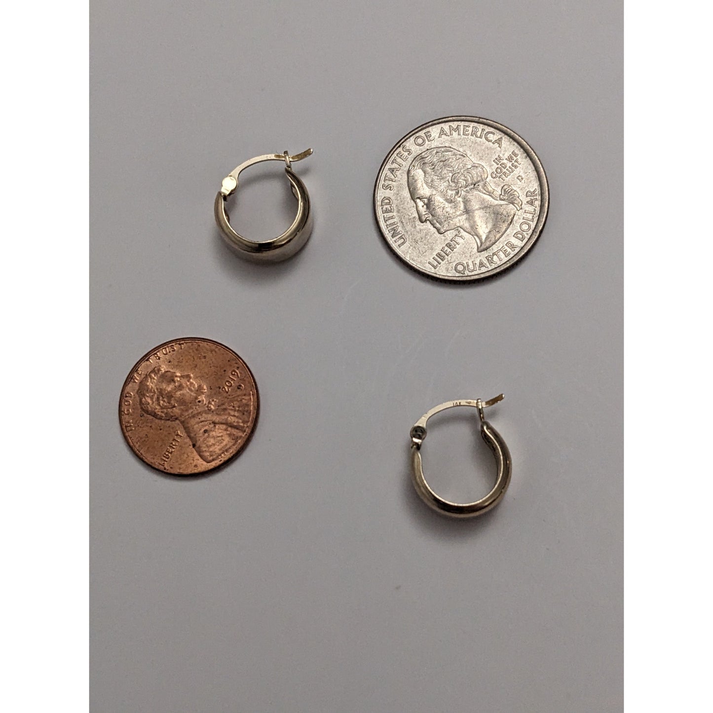 Vintage 14k Yellow Gold Small Huggie Hoop Earrings
