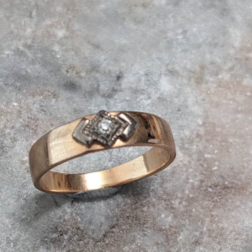 Vintage 1990s 14k Gold Deco Retro Inspired Simple Band Ring Size 6.75