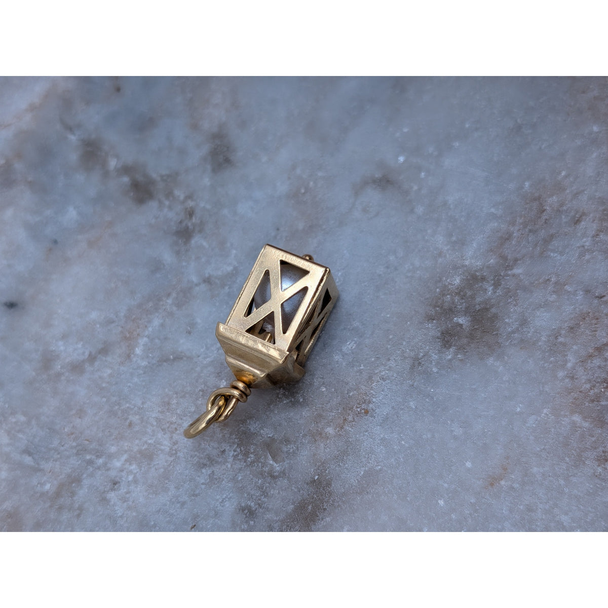 Vintage Unmarked 18k Solid Gold Lantern Holding Pearl Charm w/ Jump Ring (open)