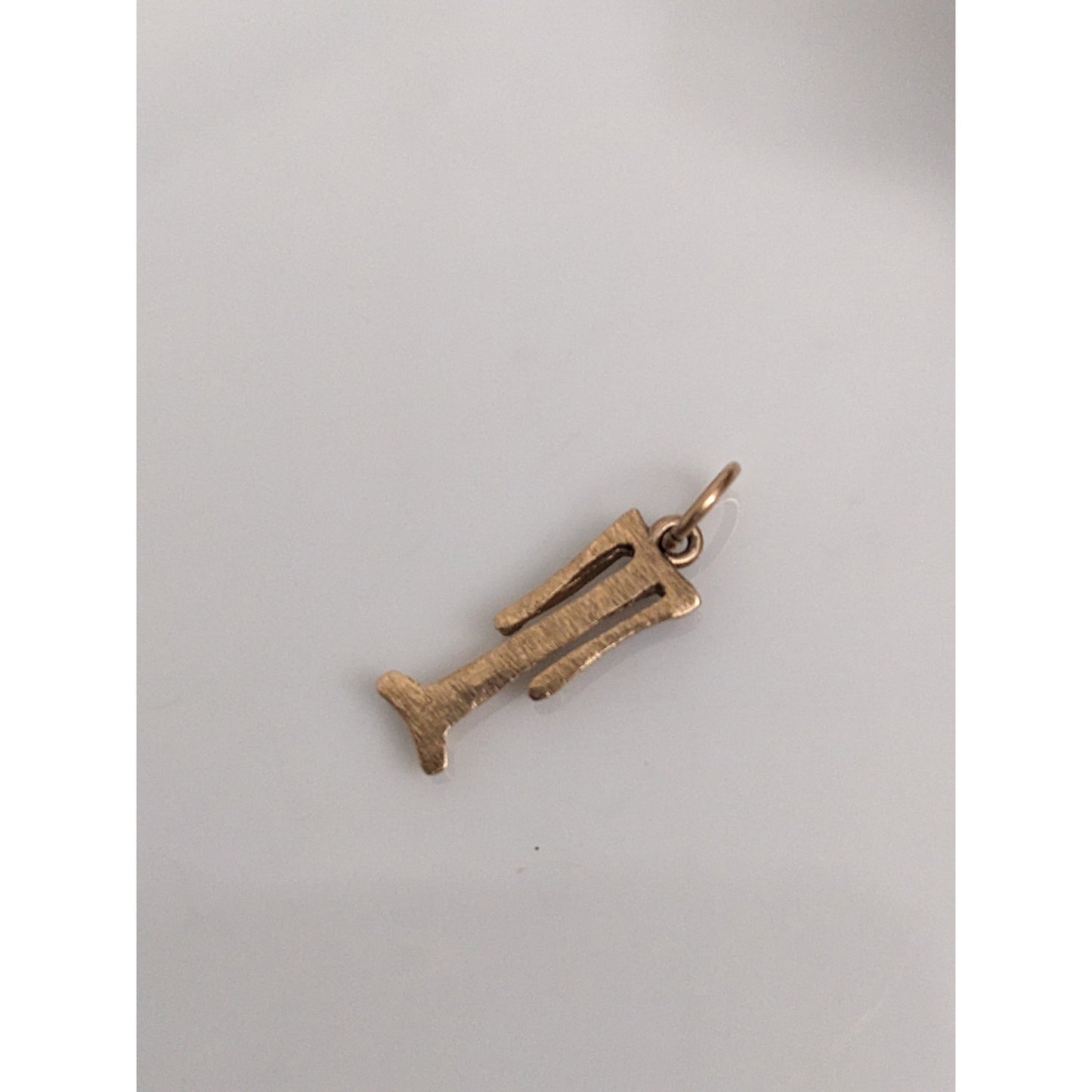 Vintage Unmarked 14k Yellow Gold Letter "T" Mini Charm Pendant