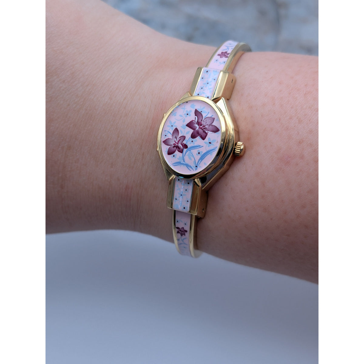 Preowned Andre Mouche Gold Tone Peekaboo Watch Pink Enamel Purple Flowers
