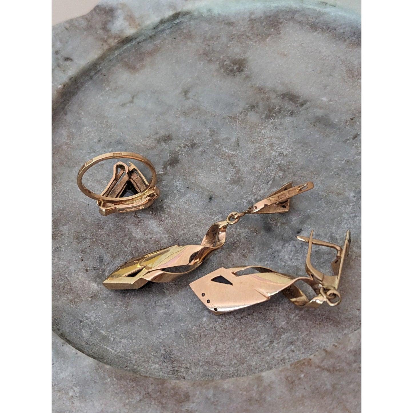 Vintage 1990s USSR 14k Gold Earring and Ring Size 7 Set Onyx and Diamonds