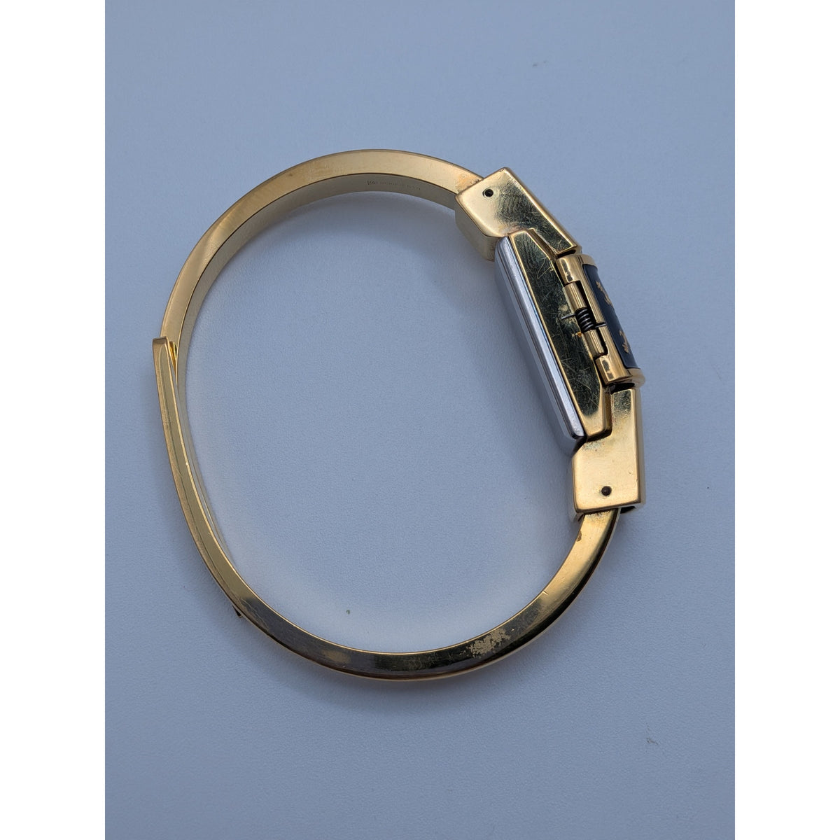 Vintage Chandler Gold Tone Peekaboo Watch Black Enamel Gold Fluer De Lis Accents