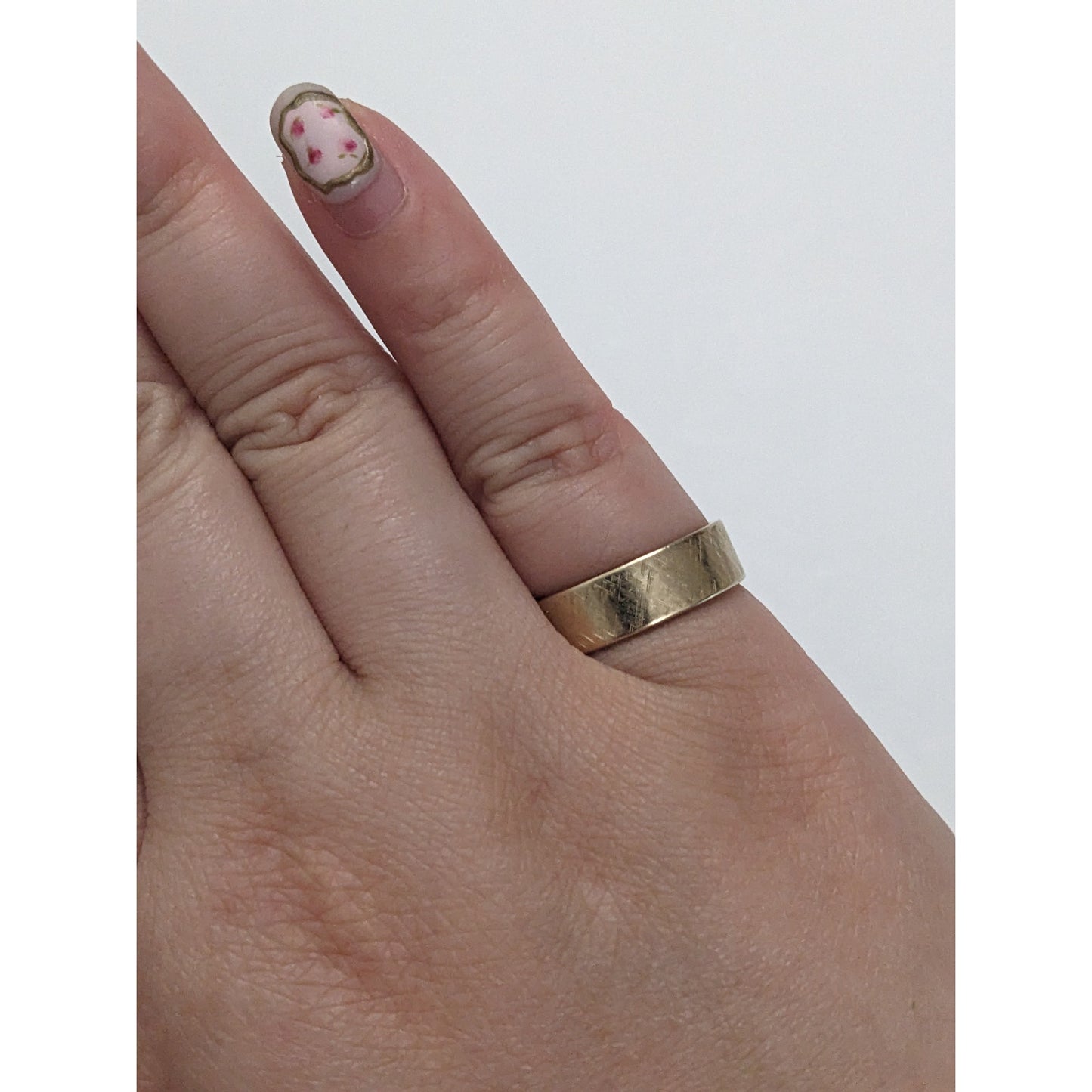 Estate 14k Yellow Gold 5.8mm Wide Grid Hatchet Textured Cigar Band Size 6