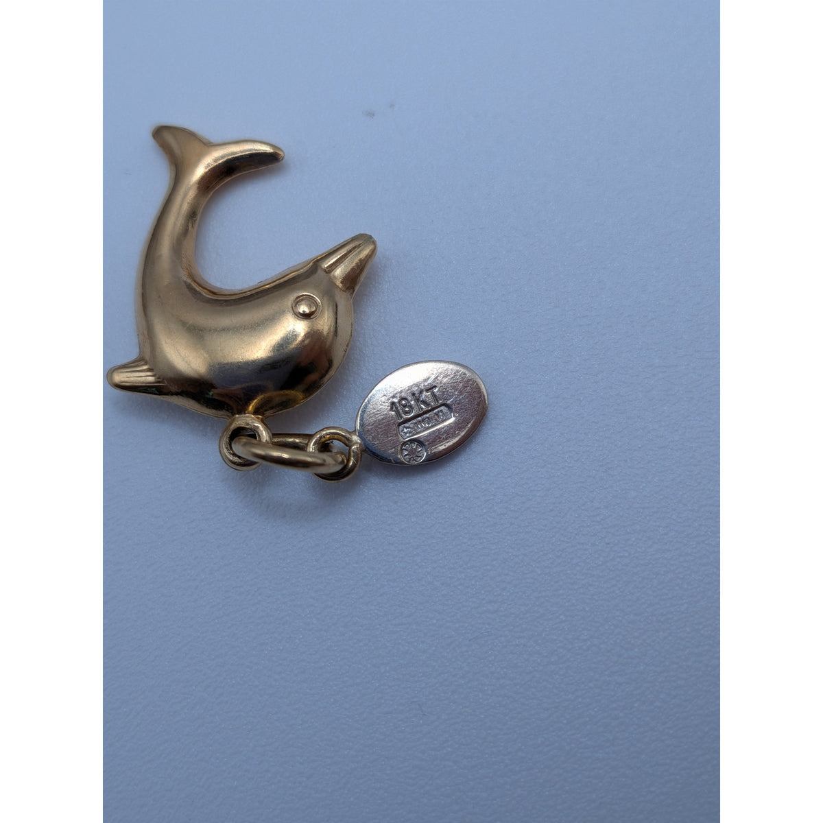 Vintage 18k Solid Yellow Gold Mini Dolphin Charm and Tag w/ Jump Ring (open)