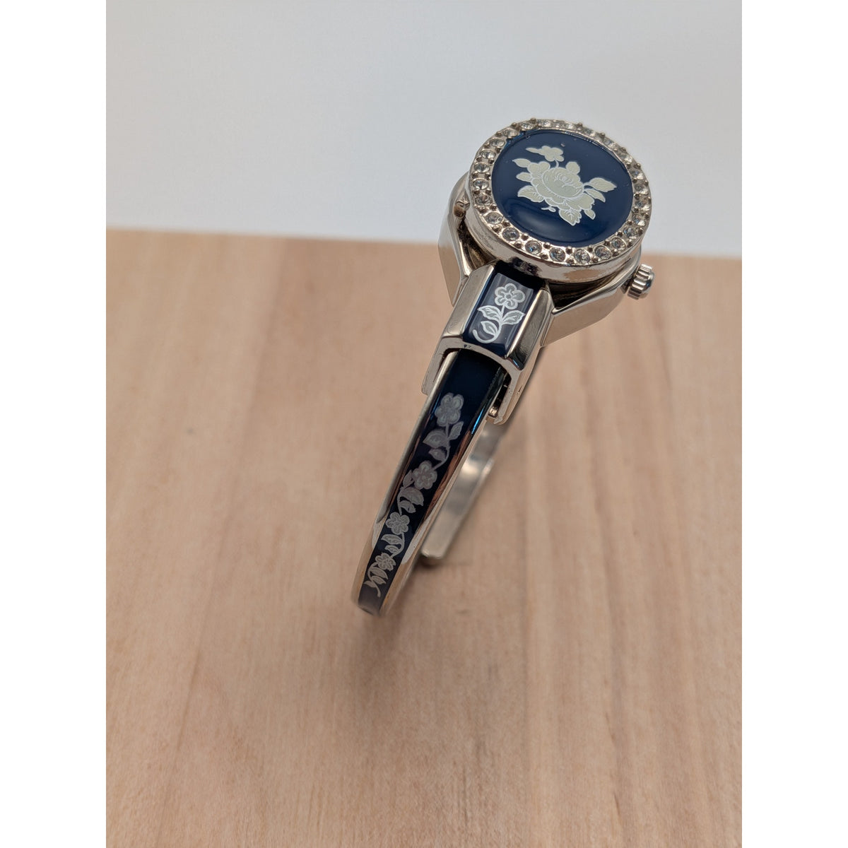 Vintage Andre Mouche Silver Tone Peekaboo Watch Blue Enamel White Flowers w/Box