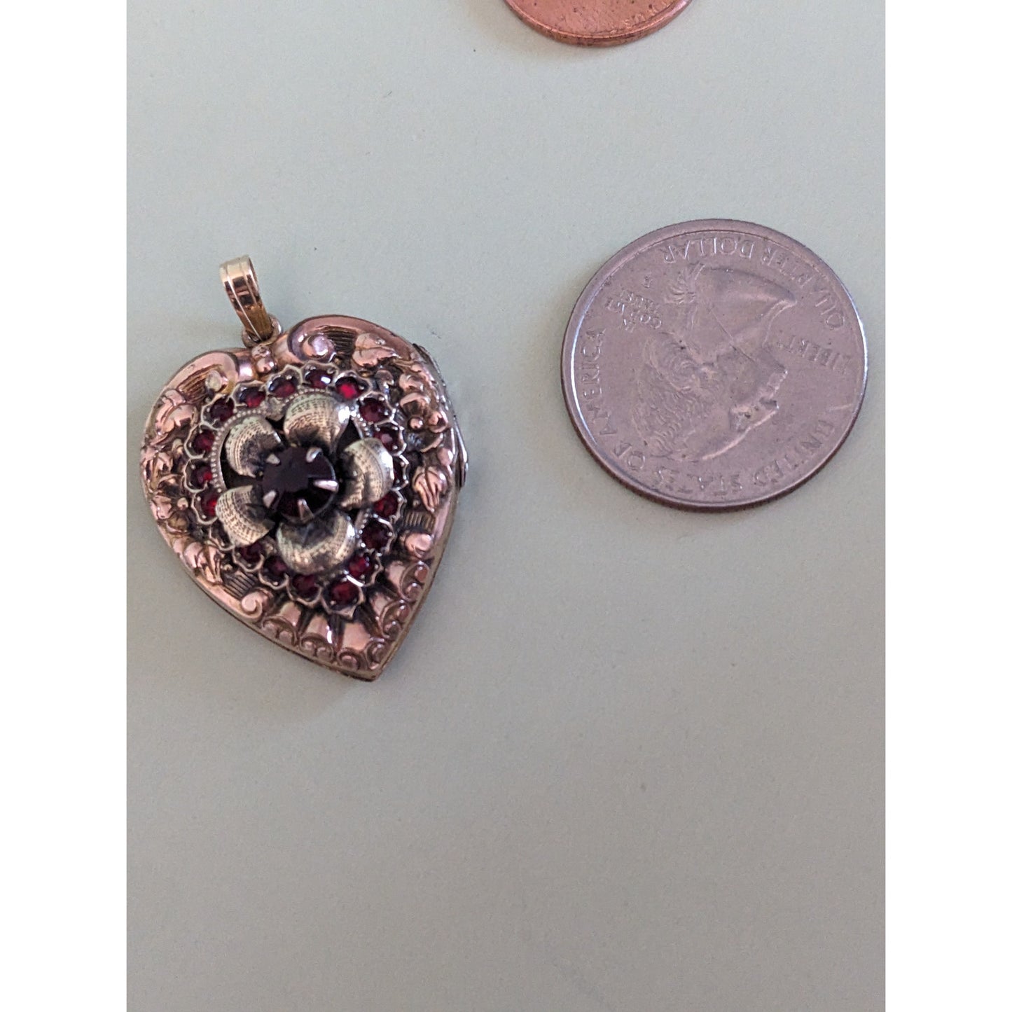 Vintage Unmarked 10k Yellow Gold Heart Locket with Flower and Red Stones