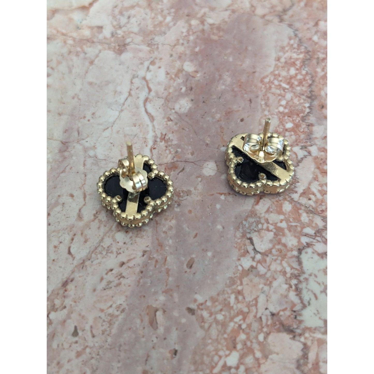 Estate 14k Yellow Gold Black Onyx Clover Shaped Stud Earrings
