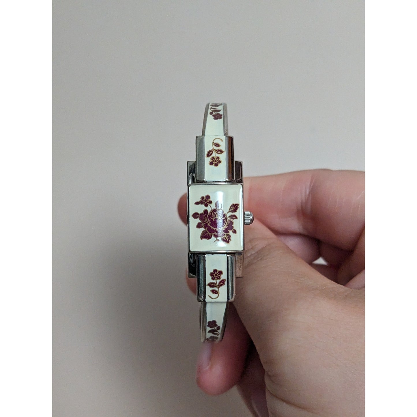 Vintage Andre Mouche Silver Tone Peek a boo Watch Red Floral Enamel Working