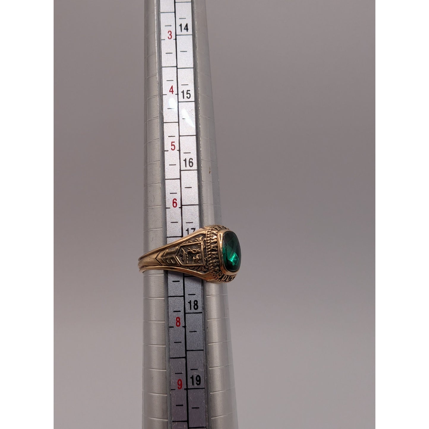 Vintage 10k Yellow Gold Class Ring Shawnee Mission South 1983 Green Stone Size 7