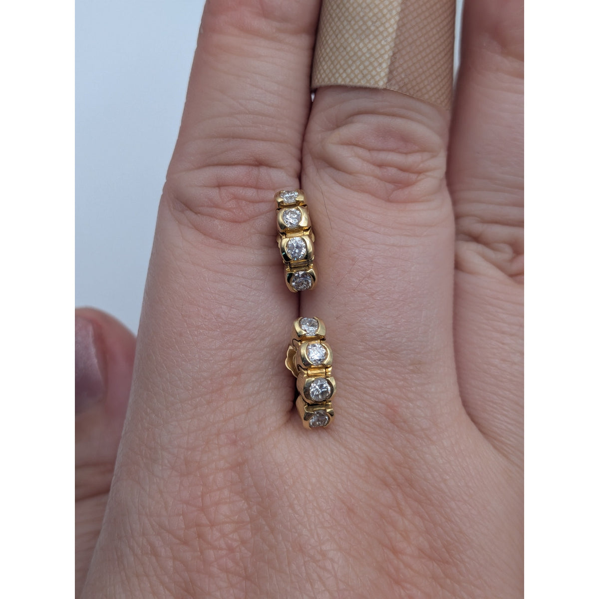 Vintage 18k Solid Yellow Gold Bubble Bezel Graduated Diamonds Push Back Earrings