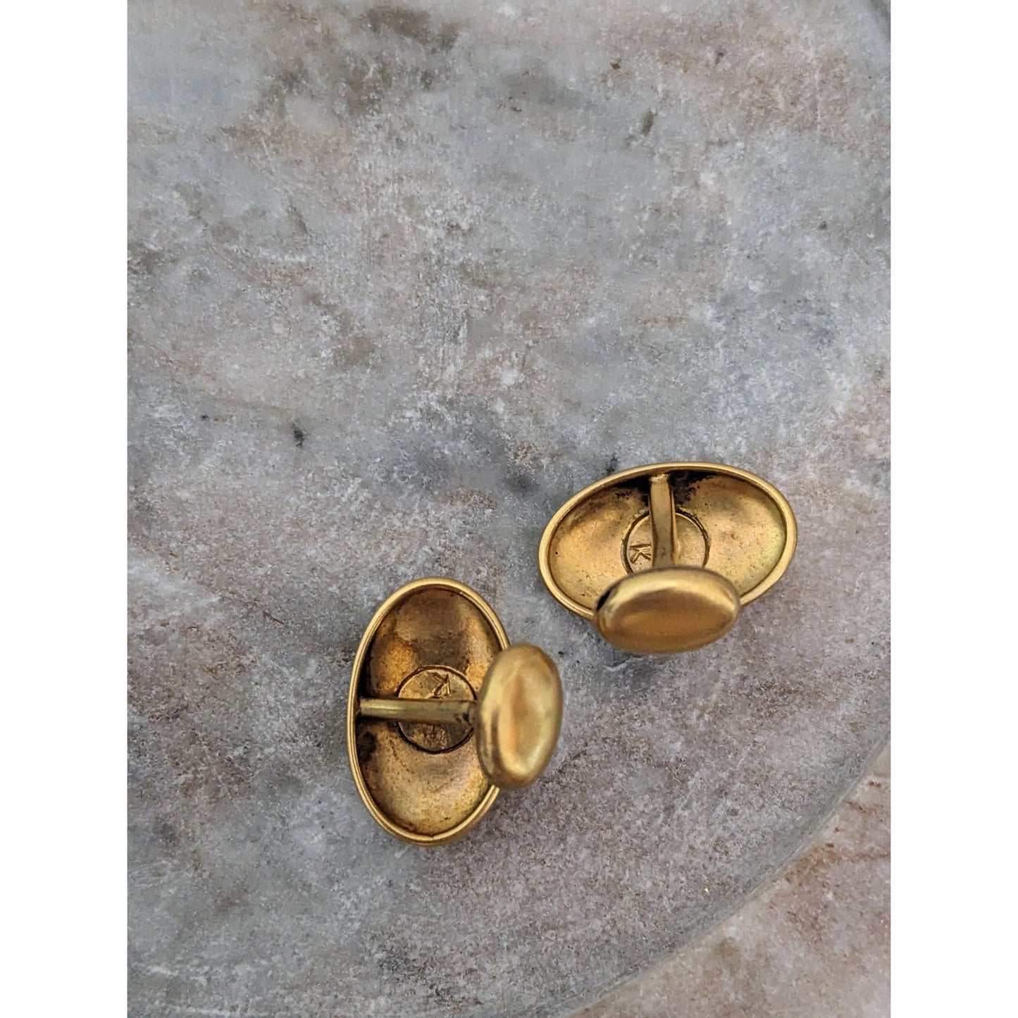 Vintage Unmarked 10k Yellow Gold Cuff Links with Tiny Starburst Diamond Accent