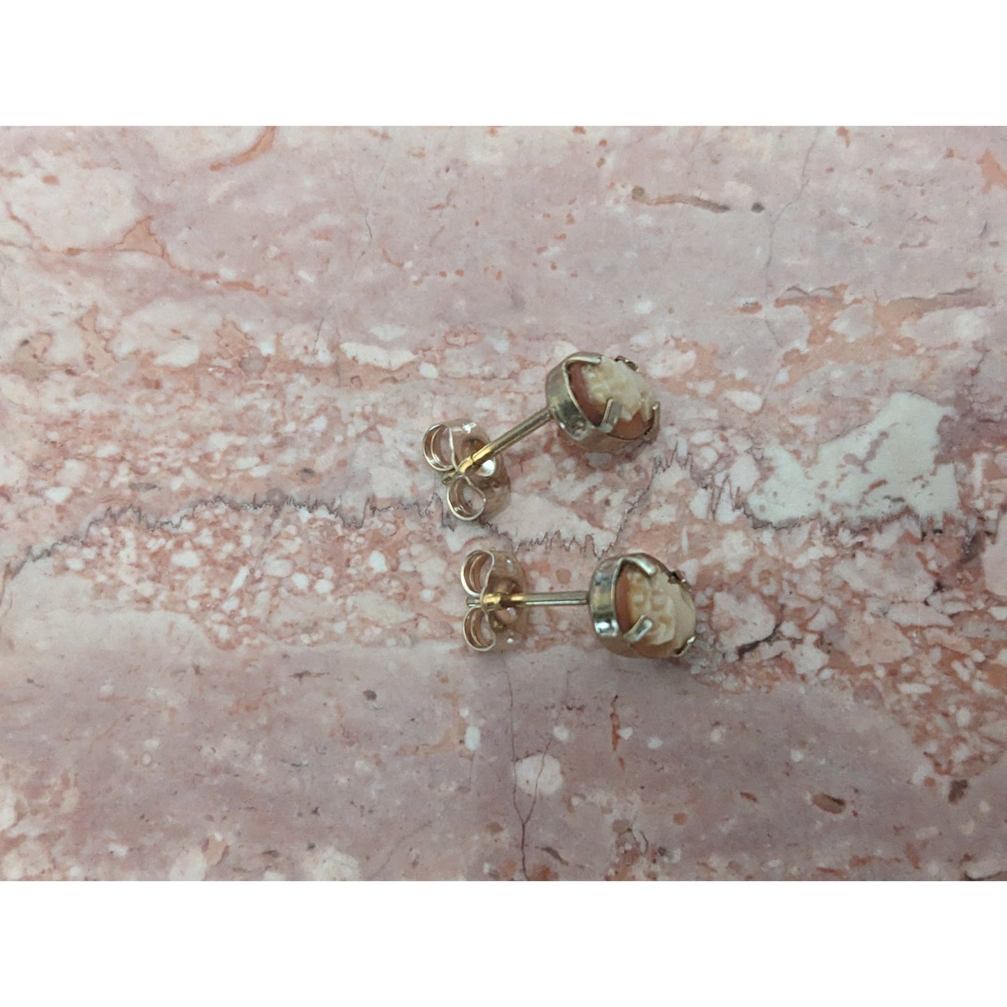 Vintage 10k Yellow Gold Cameo Carved Portrait Stud Earrings