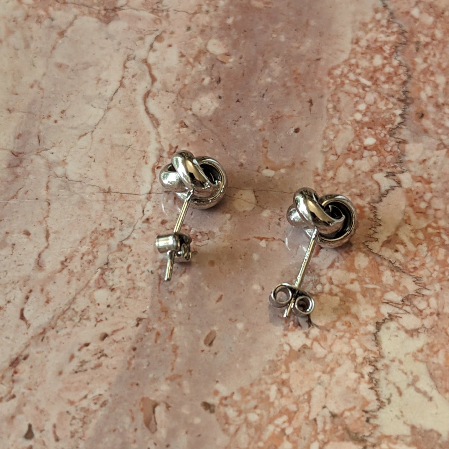 Vintage 14k White Gold Italy Love Knot Stud Earrings 0.62g