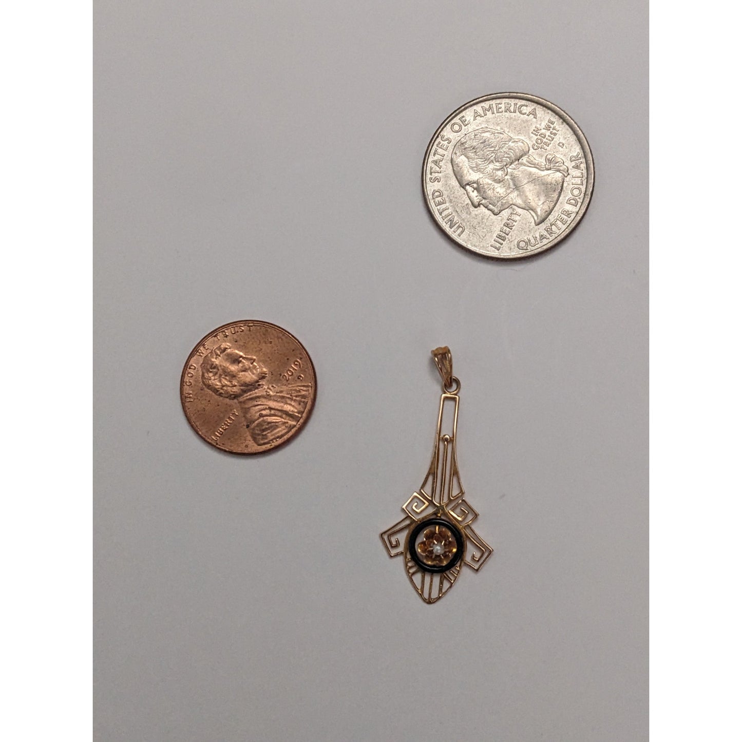 Vintage 10k Yellow Gold Pearl and Black Enamel Lavalier pendant