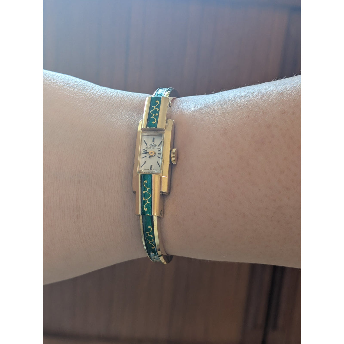 FLAW Vintage Bucherer Gold Tone Bangle Watch Green Enamel Gold Pattern Accent