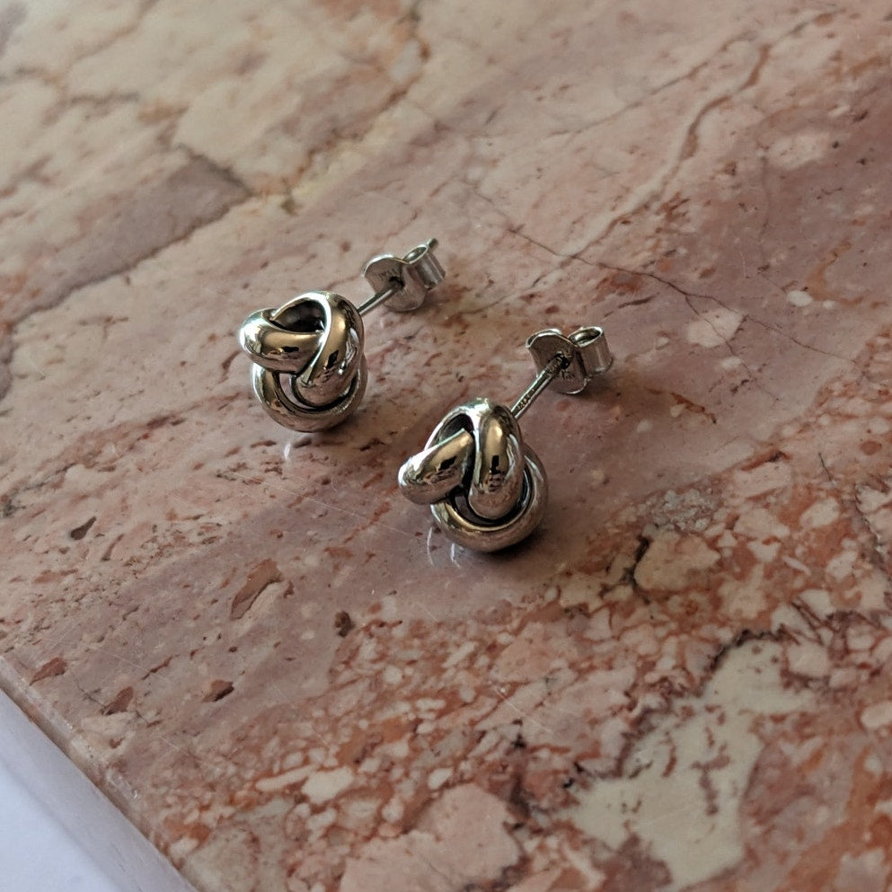 Vintage 14k White Gold Italy Love Knot Stud Earrings 0.58g