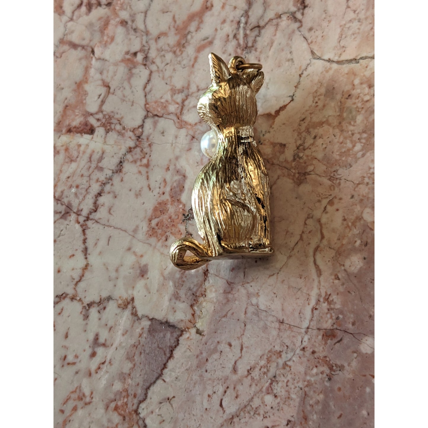 Vintage 14k Yellow Gold Heavy Sitting Cat Red Eyes Faux Pearl Charm Pendant