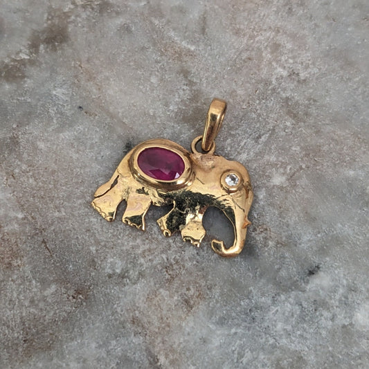 Vintage 14k Yellow Gold Lab Ruby Elephant Charm Pendant
