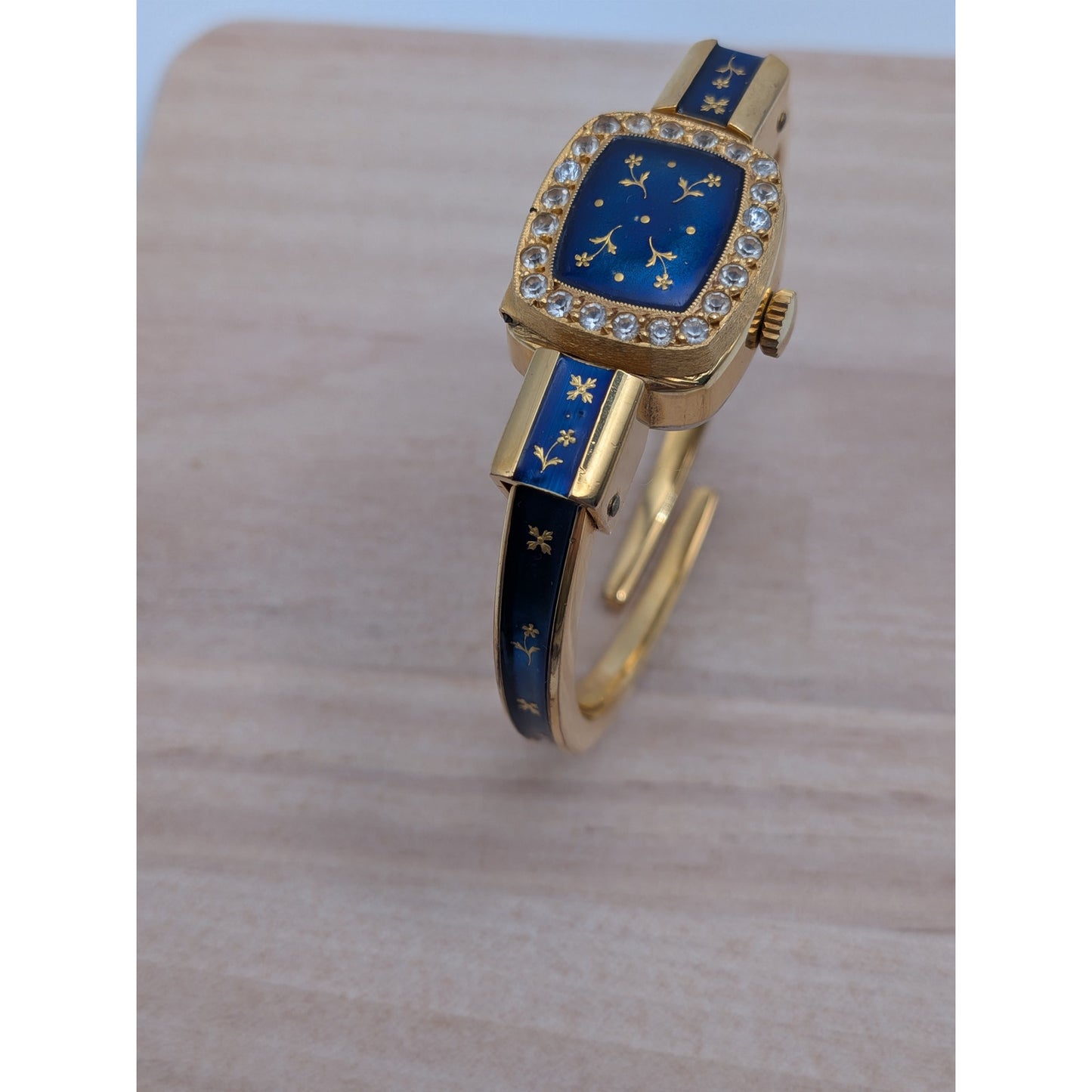 Vintage Chandler Gold Tone Peekaboo Manual Watch Blue Enamel Gold Flowers