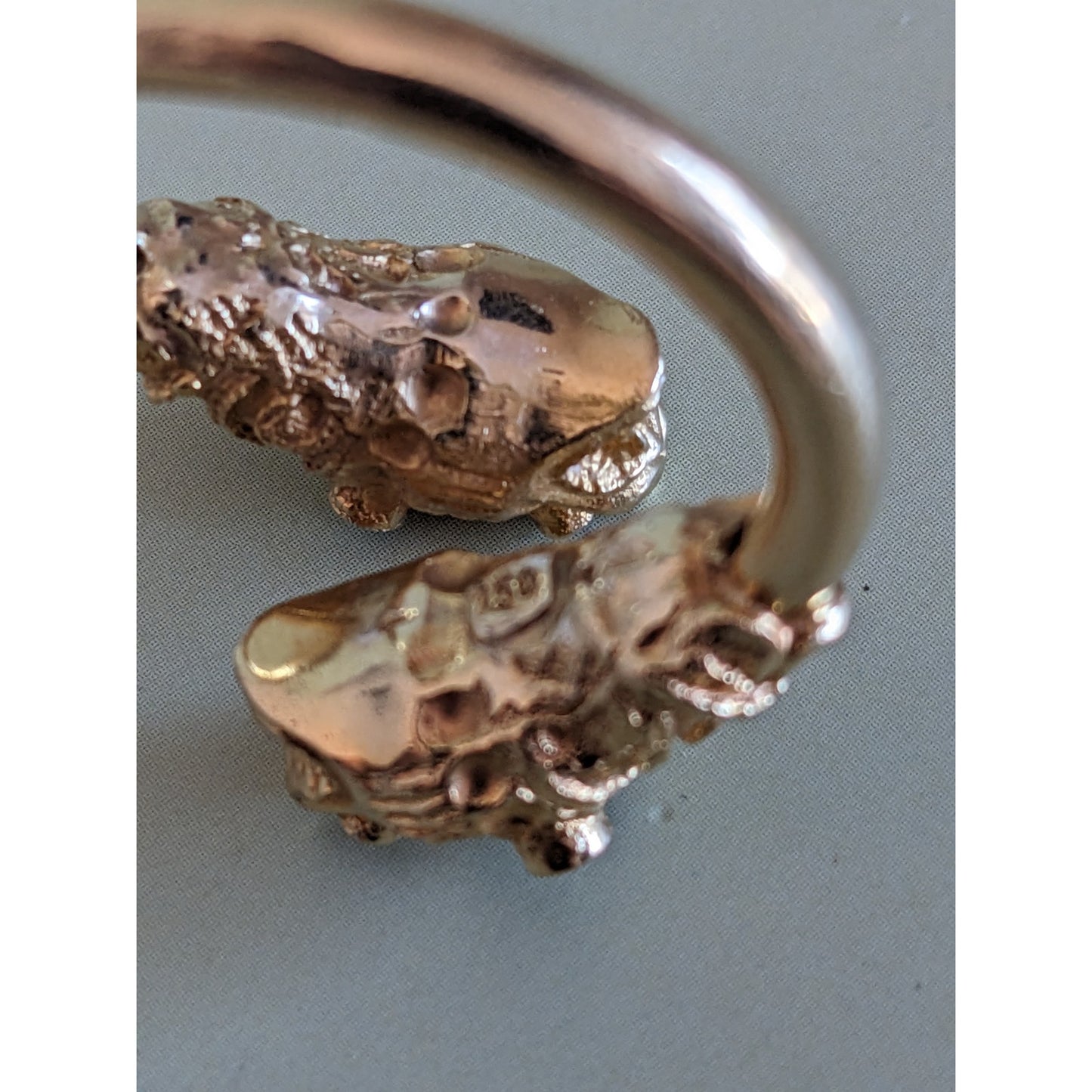 Vintage 17k Yellow Gold Two Headed Bold Lion Gemstone Crossover Ring