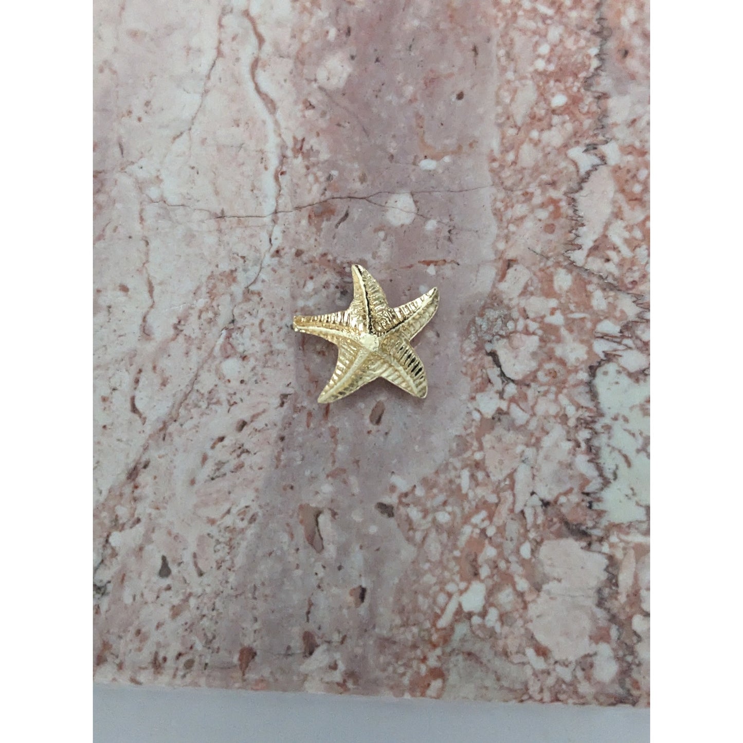 Estate Unmarked 14k Yellow Gold Tiny Dainty Starfish Charm NEEDS BAIL