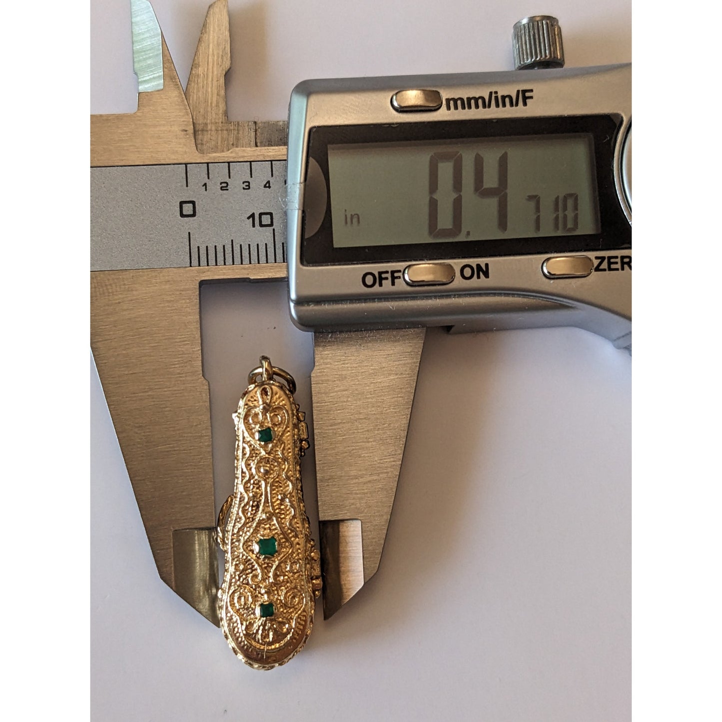 Vintage Unmarked 14k Intricate Violin Case Locket Movable Violin Charm Pendant