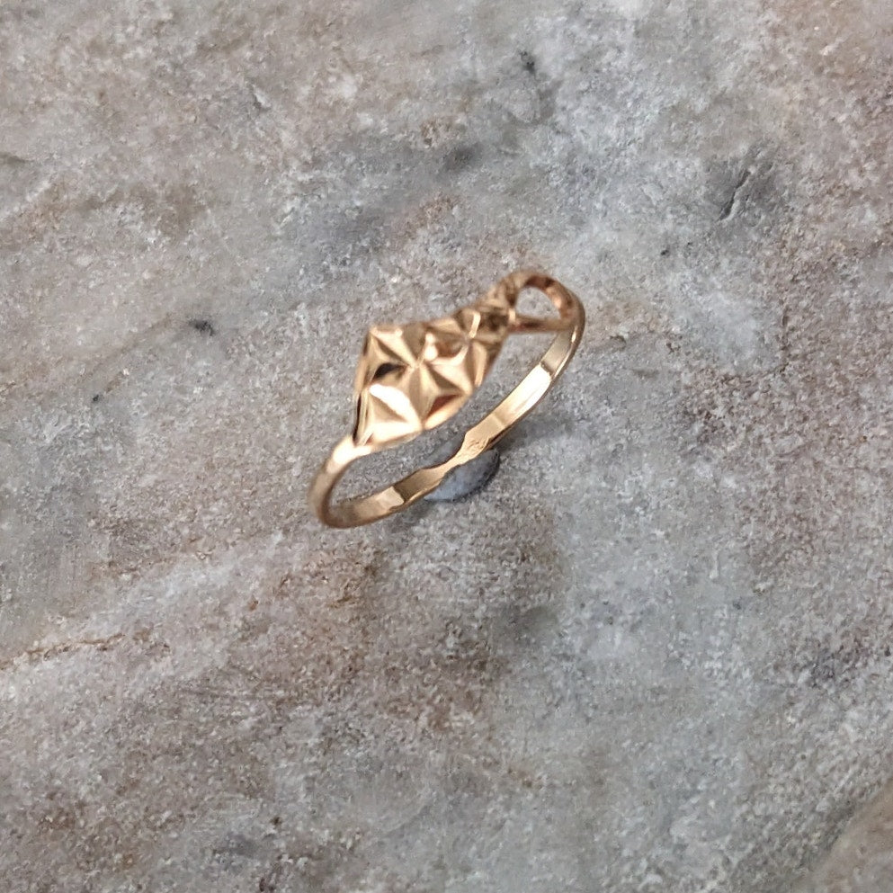 Vintage 14k Yellow Gold Geometric Diamond Cut Ring Size 6