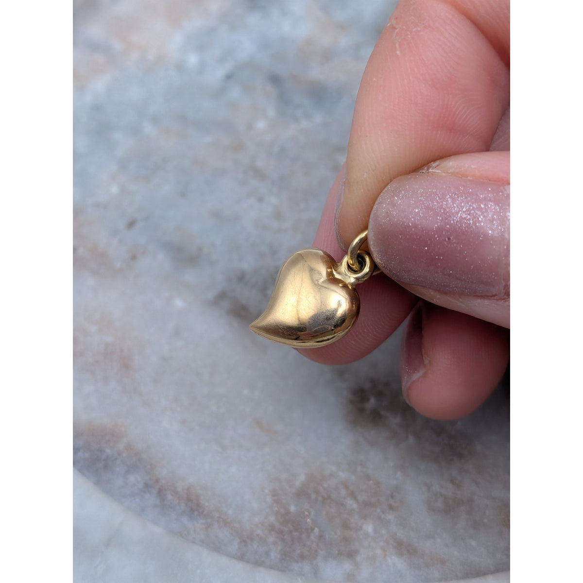Vintage Unmarked 18k Solid Gold 3D Mini Puffy Heart Charm